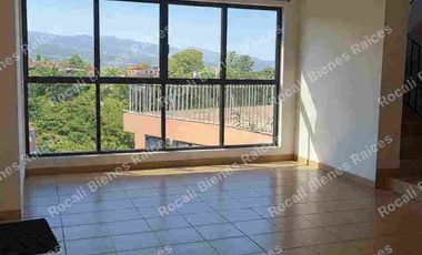 Bonita Casa en Condominio de 10 Casas con Vista Panorámica.