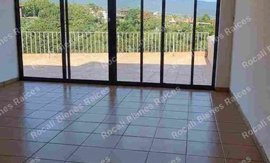 Bonita Casa en Condominio de 10 Casas con Vista Panorámica.