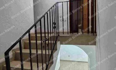 Bonita Casa en Condominio de 10 Casas con Vista Panorámica.