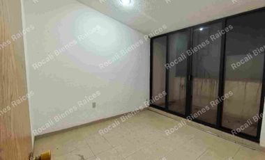 Bonita Casa en Condominio de 10 Casas con Vista Panorámica.