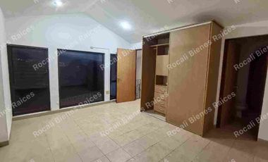 Bonita Casa en Condominio de 10 Casas con Vista Panorámica.