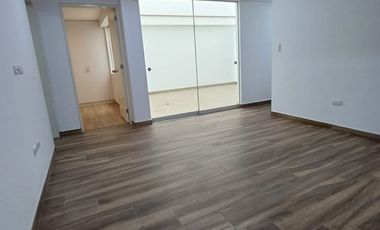 VENTA DE DÚPLEX ESTRENO 302 M2 EN SANTIAGO DE SURCO