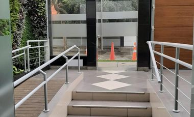VENTA DE DÚPLEX ESTRENO 302 M2 EN SANTIAGO DE SURCO