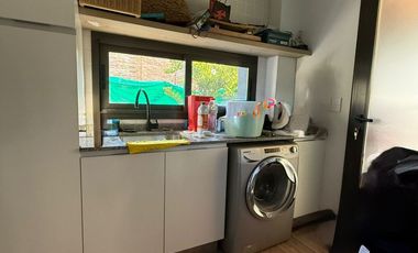 VÓRTICE INMOBILIARIA VENDE HERMOSA Y AMPLIA CASA EN B° LOS TEROS, GUAYMALLÉN, MENDOZA