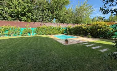 VÓRTICE INMOBILIARIA VENDE HERMOSA Y AMPLIA CASA EN B° LOS TEROS, GUAYMALLÉN, MENDOZA