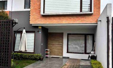 vendo casa en Condominio.