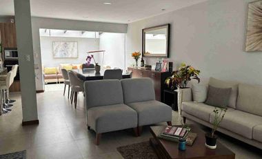 vendo casa en Condominio.