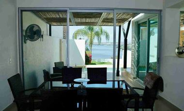 ¡¡TEQUESQUITENGO MORELOS, EN VENTA CASA MINIMALISTA CON VISTA AL LAGO!!