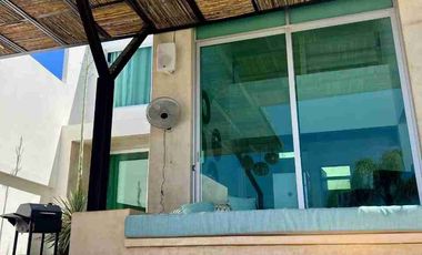 ¡¡TEQUESQUITENGO MORELOS, EN VENTA CASA MINIMALISTA CON VISTA AL LAGO!!