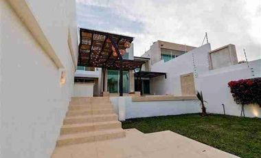 ¡¡TEQUESQUITENGO MORELOS, EN VENTA CASA MINIMALISTA CON VISTA AL LAGO!!