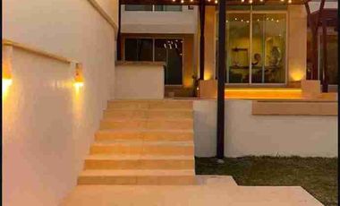 ¡¡TEQUESQUITENGO MORELOS, EN VENTA CASA MINIMALISTA CON VISTA AL LAGO!!