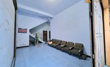 Dijual RUKOS 2 Lantai di Kota Probolinggo | SHM | Ada Penghuni Kost