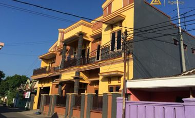 Dijual RUKOS 2 Lantai di Kota Probolinggo | SHM | Ada Penghuni Kost