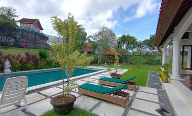 Villa Konsep Classic Area Gianyar