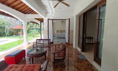 Villa Konsep Classic Area Gianyar