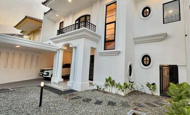 Rumah Mewah Design Modern Di Lokasi Strategis Puspita Loka BSD