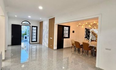 Rumah Mewah Design Modern Di Lokasi Strategis Puspita Loka BSD
