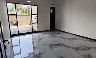 Dijual Rumah Gress Mewah di Kawasan Elite Araya Malang