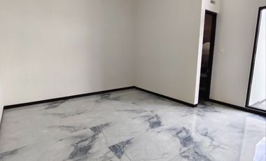 Dijual Rumah Gress Mewah di Kawasan Elite Araya Malang