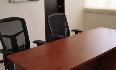 Oficinas en esquina 250 m² con estacionamiento | 5 B Sur, Villa Encantada