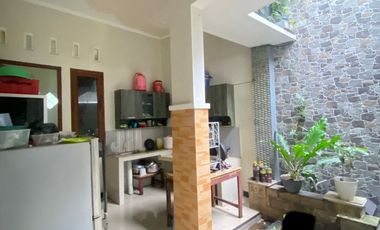 Dijual rumah hunian plus rumah joglo Kusen Jendela Kayu Jati lokasi Kaliwanglu kulon Harjobinangun Pakem, barat kampus UII