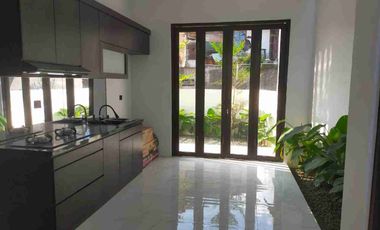 Rumah Baru 2 Lantai Cibodas Antapani Kota Bandung SHM 900 jutaan bisa KPR