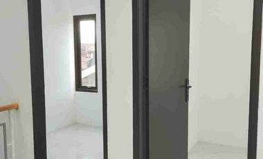 Rumah Baru 2 Lantai Cibodas Antapani Kota Bandung SHM 900 jutaan bisa KPR