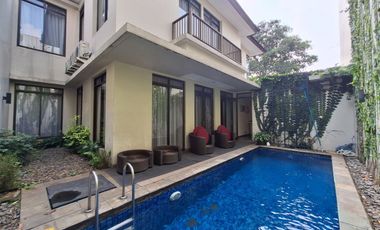 Lebak bulus serenia hills rumah private swimpool cantik siap huni