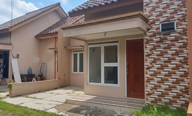 Over Kredit Rumah 79JT sisa 10 THN LG di Cluster New Davina Residence Depok