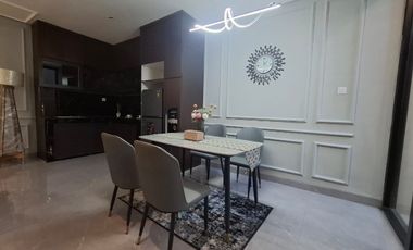DIJUAL RUMAH 2 LANTAI SHM FULL FURNISHED DEKAT AL AZHAR CAIRO DI SINDUHARJO NGAGLIK SLEMAN