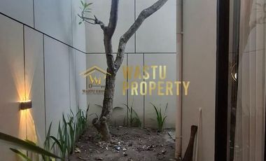 DIJUAL RUMAH 2 LANTAI SHM FULL FURNISHED DEKAT AL AZHAR CAIRO DI SINDUHARJO NGAGLIK SLEMAN