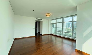 3BR Two Roxas Triangle for lease