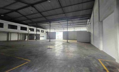 Rungkut industri, Gudang siap pakai. Bagus