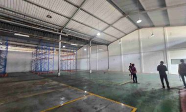 Rungkut industri, Gudang siap pakai. Bagus