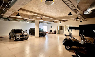 Prestigious Golf Estate Luxury Home in Bukit Golf Pondok Indah