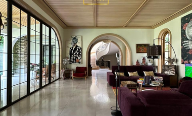 Prestigious Golf Estate Luxury Home in Bukit Golf Pondok Indah