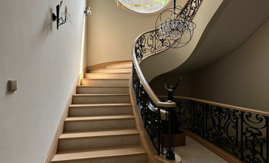 Prestigious Golf Estate Luxury Home in Bukit Golf Pondok Indah