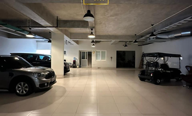 Prestigious Golf Estate Luxury Home in Bukit Golf Pondok Indah