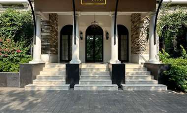 Prestigious Golf Estate Luxury Home in Bukit Golf Pondok Indah