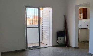 ALQUILER DPTO 2 DORM Bº IPV LOS GIGANTES , con cochera