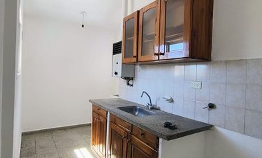 ALQUILER DPTO 2 DORM Bº IPV LOS GIGANTES , con cochera