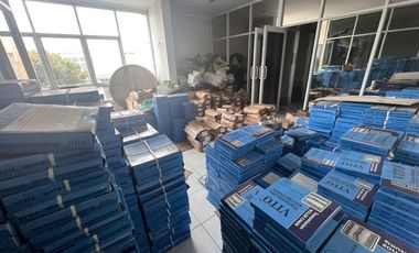 Gudang Tunas Daan Mogot Dijual Harga Murah Siap Pakai Ada Kantor 2 Lantai Kontainer 40 Tidak Banjir Tangerang