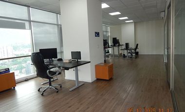 Gran Oficina de 437 m2 Edificio Torre Plaza
