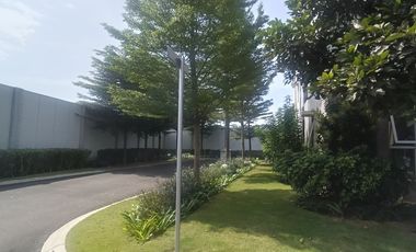 Jual BU (Butuh Uang) Rumah HOOK LUAS di Summarecon Bandung dijual MURAH di Bawah Pasaran