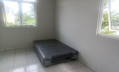 Jual BU (Butuh Uang) Rumah HOOK LUAS di Summarecon Bandung dijual MURAH di Bawah Pasaran