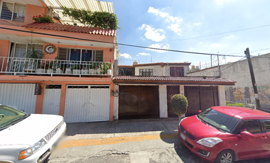 Hermosa casa con excelente precio. C. Valle de los Sauces, Izcalli del Valle, 54945 Buenavista, Méx.