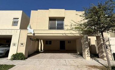 Amplia casa con diseño moderno en Siete Colinas