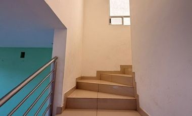 Amplia casa con diseño moderno en Siete Colinas