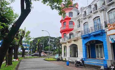 Disewakan ruko hadap hypermart deket exit toll di lippo karawaci