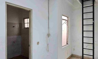 Disewakan ruko hadap hypermart deket exit toll di lippo karawaci